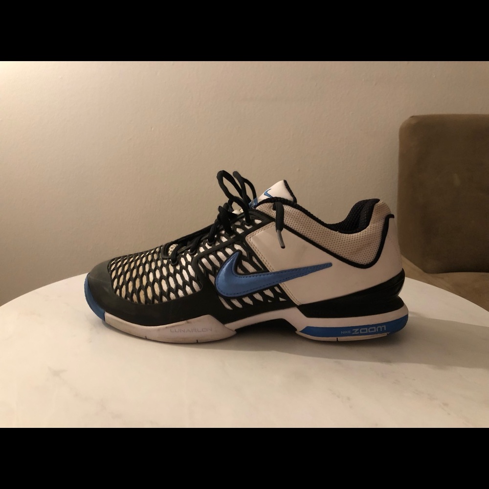 Nike Tennis shoes
